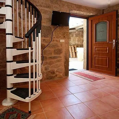 House In A Coruna 101915 By Mo Apartment *
